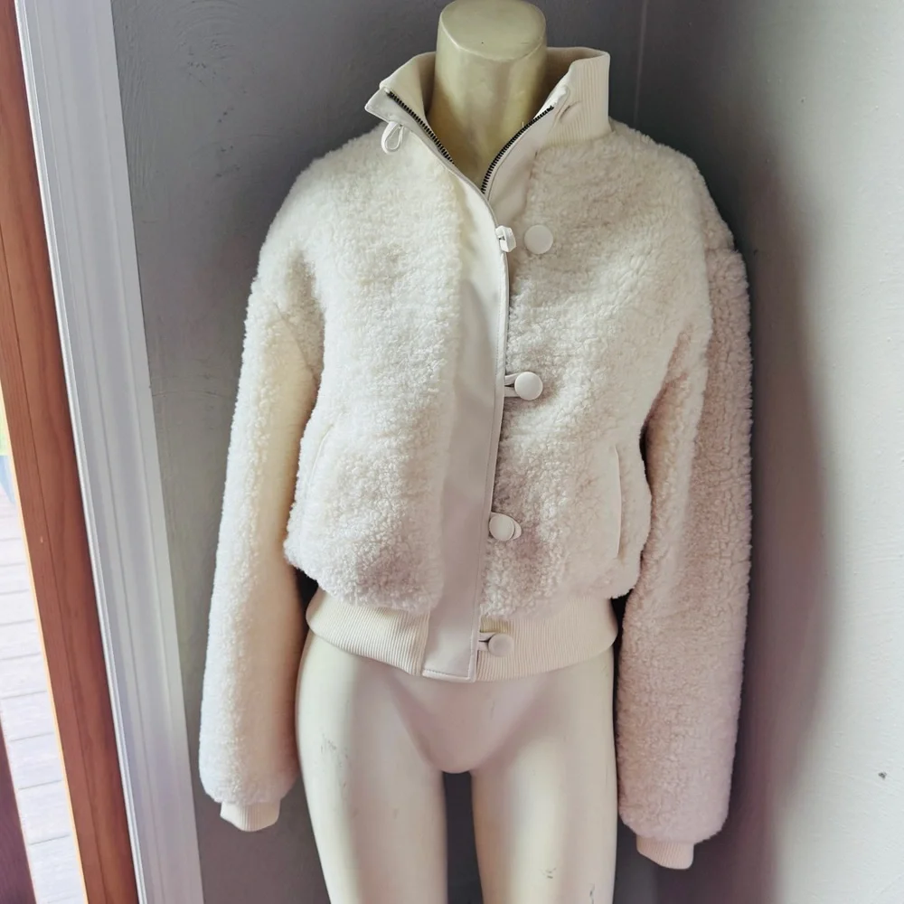Blue Tilley x BARlll winter white thick fleece short winter coat size Xs